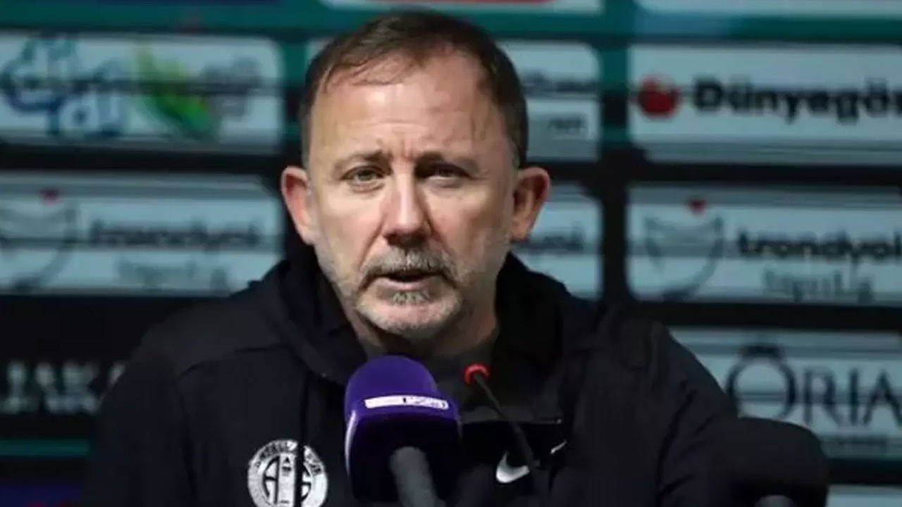 Sergen Yalçın Avrupa'dan aldığı teklifi ve kararını açıkladı