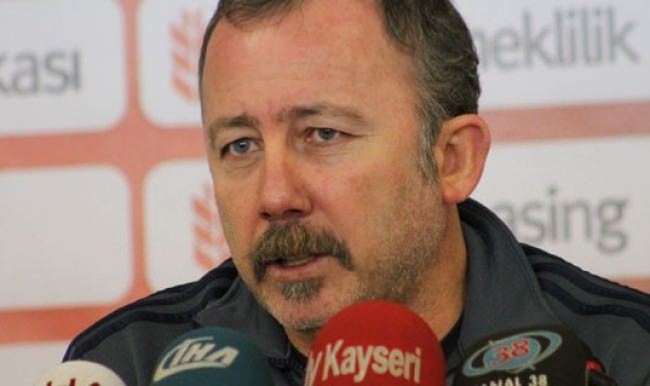 Sergen Yalçın: Takımın oynadığı oyundan memnunum