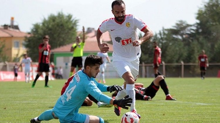 Sergen Yalçın'a bir darbe daha!