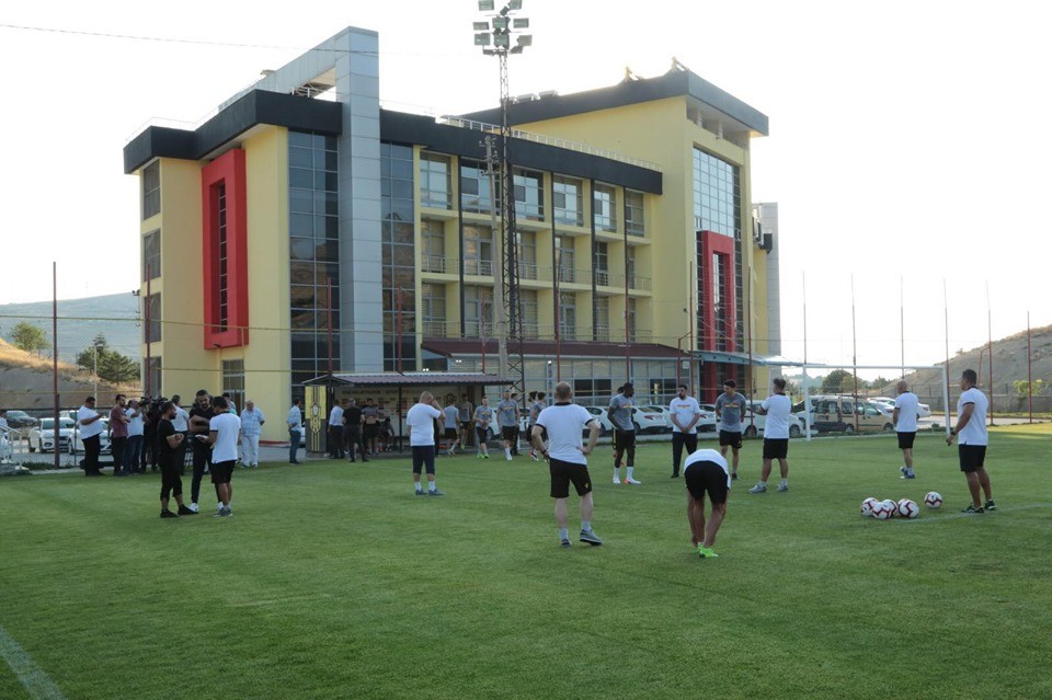 Sergen Yalçın’dan kulüp tesislerine tam not 