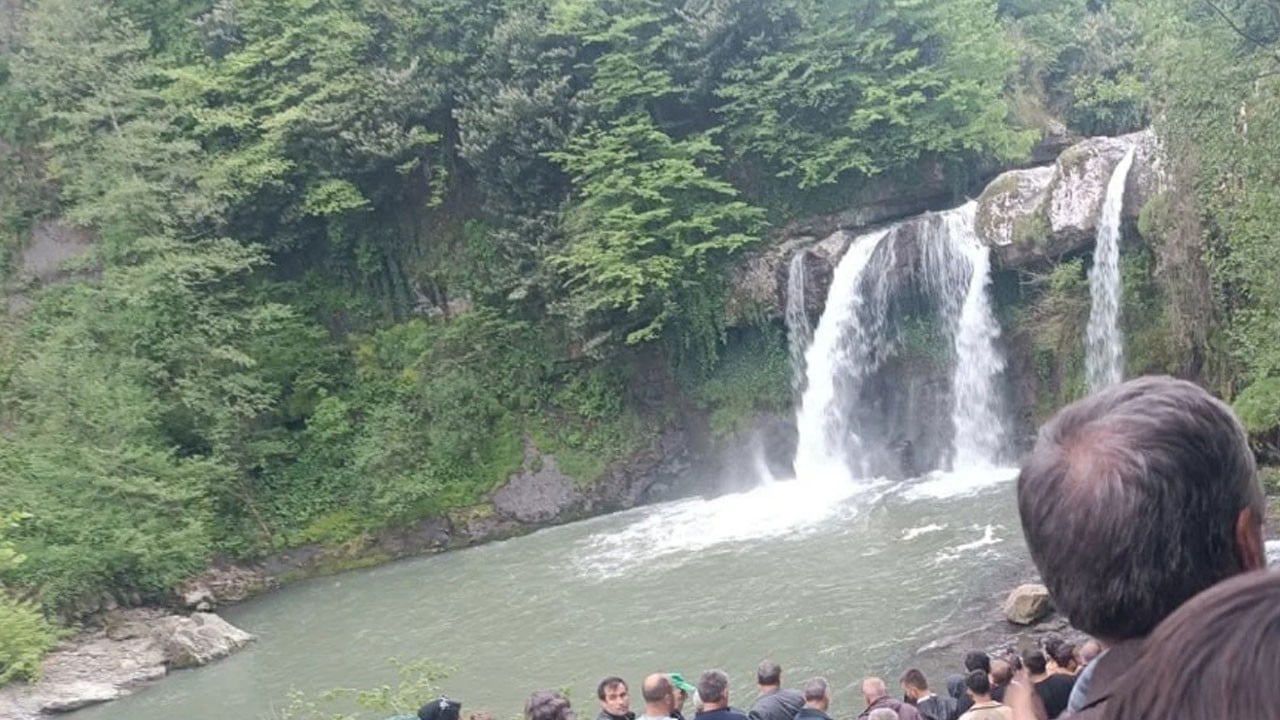 Serinlemek için girdiği şelalede kayboldu! Arda’dan acı haber geldi