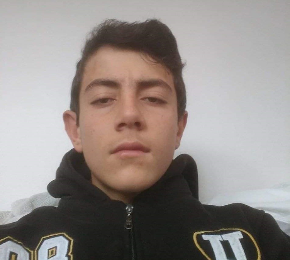 Serinlemek için sulama havuzuna giren genç boğuldu 