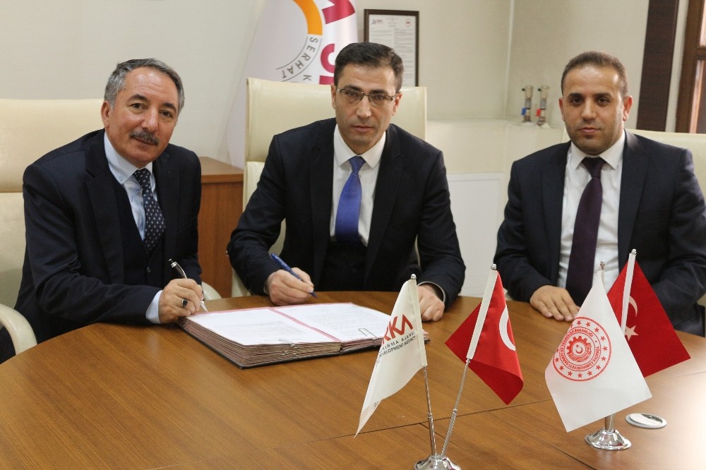 SERKA, “Bilim Bakalım Neymiş” projesi ile Uzay-Havacılık sınıfı kurulacak 