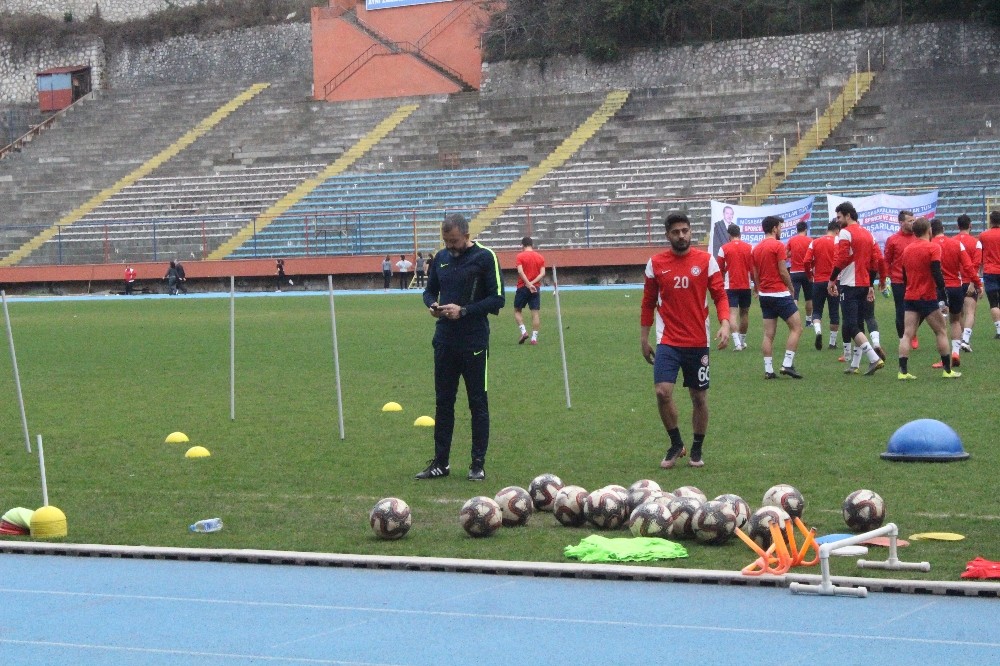 Serkan Afacan: 