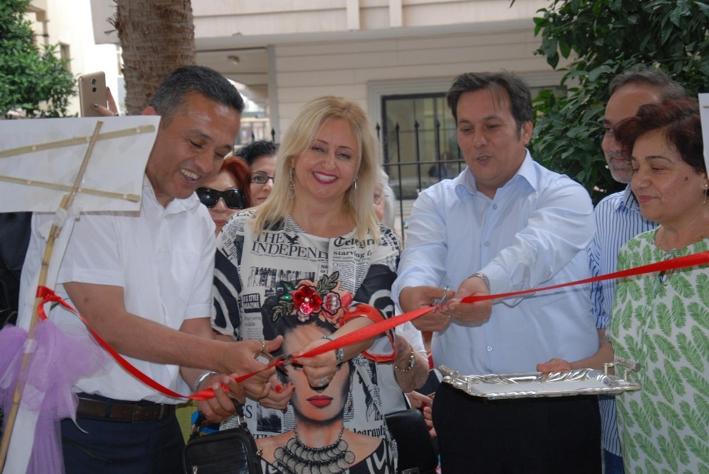 Serpil Kılıç’tan ilk kişisel sergi 