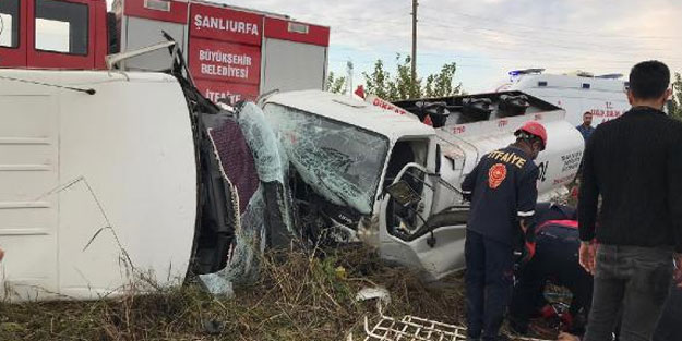 Servis minibüsü ile akaryakıt tankeri çarpıştı: 4'ü öğrenci 8 yaralı