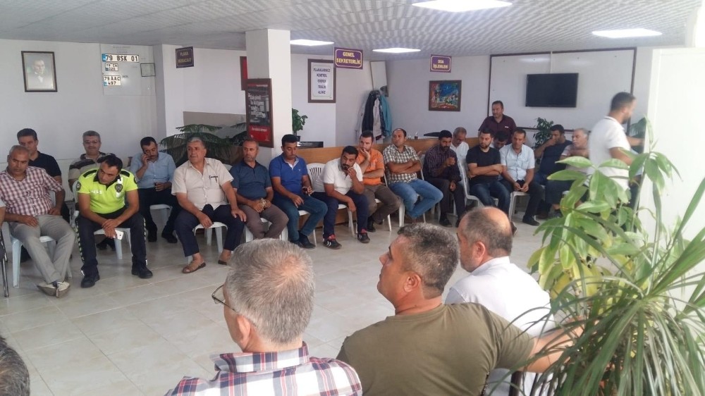 Servis şoförleri ile toplantı yapıldı 