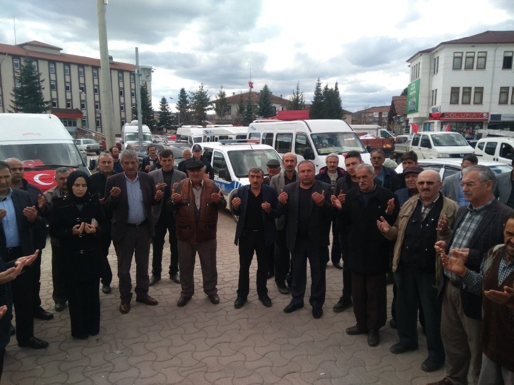 Servis şoförlerinden Bahar Kalkanı Harekatı’na konvoylu destek 