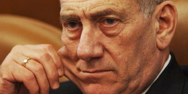 Ses kaydı yaktı: Olmert'in ABD'li işadamından rüşvet aldığı tescillendi