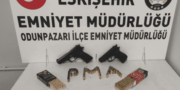 Sesi takip eden ekipler mini cephanelik buldu