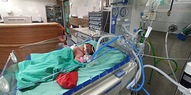 Seslerini duyan yok mu? Adım adım ölümü bekleyen bebekler