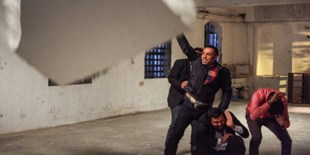 Sette tavan çöktü, ünlü oyuncu kıl payı kurtardı