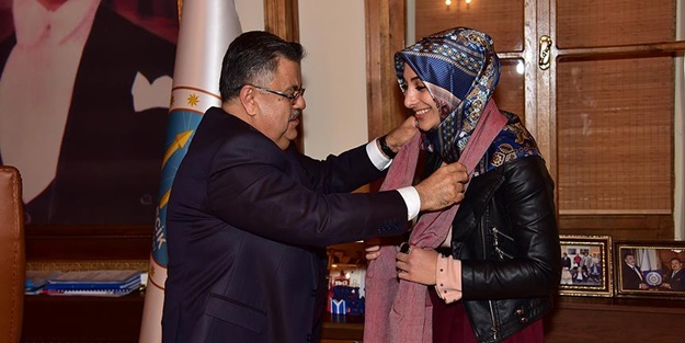 'Sevgin İliklerime İşlesin' hayat verdi