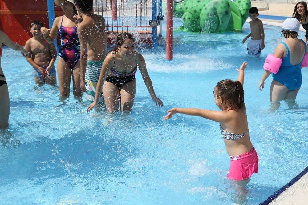 Sevginin ülkesi ve dili olmadığını gösterdiler 