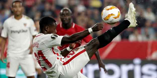 Sevilla, Akhisar'da! ilk 11'ler belli oldu