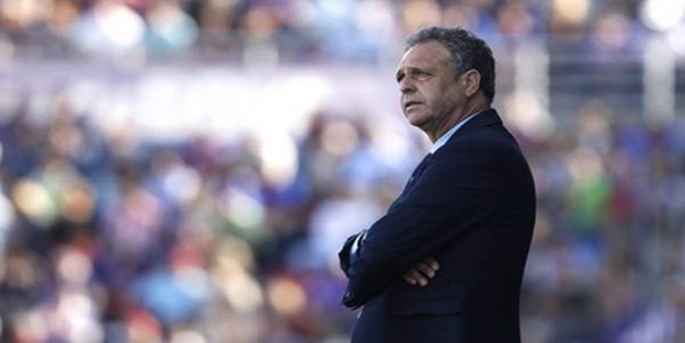 Sevilla'nın yeni teknik direktörü Joaquin Caparros oldu!