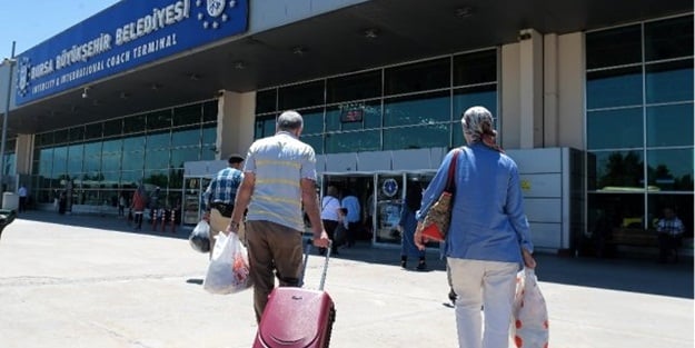 Seyahat izni verildi! Otogarlarda yolcu kapma yarışı başladı