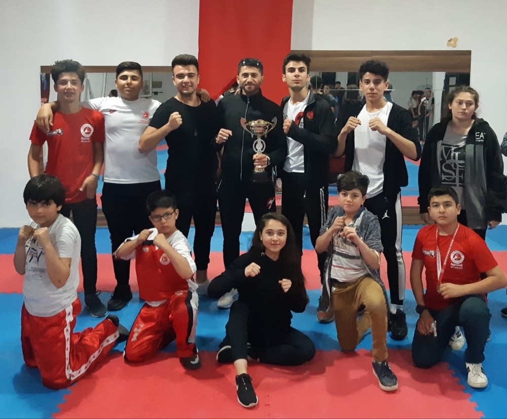 Seydikemerli sporcuların başarısı 