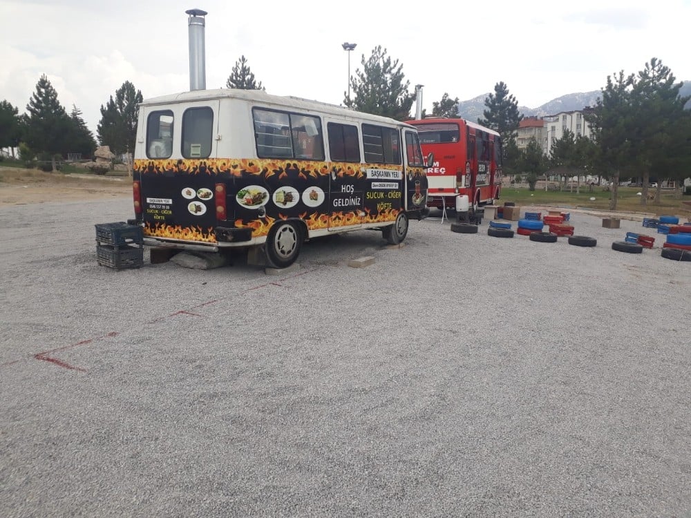 Seydişehir’de merkezdeki kokereç tezgahları kaldırıldı 