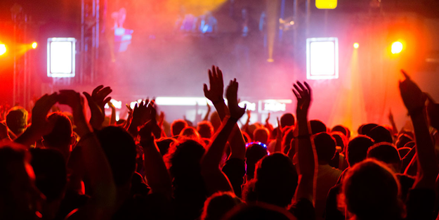 Seyfullah Birbilen, onurlarını iğrenç şakaların malzemesi yapan zavallıları yazdı: Haysiyetsizlikleri şakaymış!