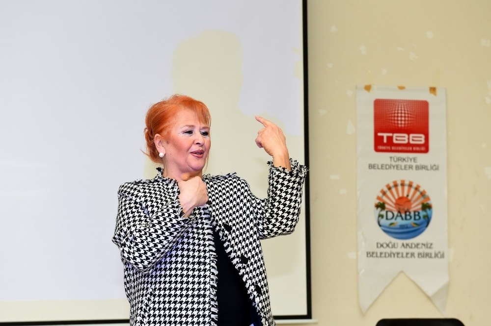 Seyhan Belediyesi personeline eğitim 