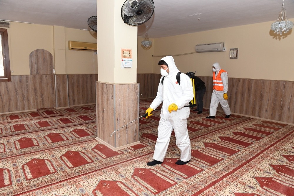 Seyhan’daki 54 cami ibadete hazır 