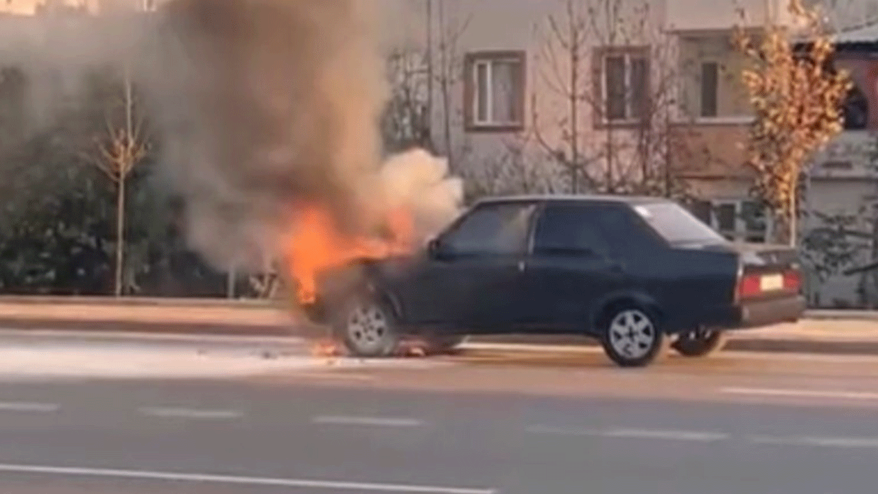 Seyir halinde alev alan Tofaş kullanılamaz hale geldi!