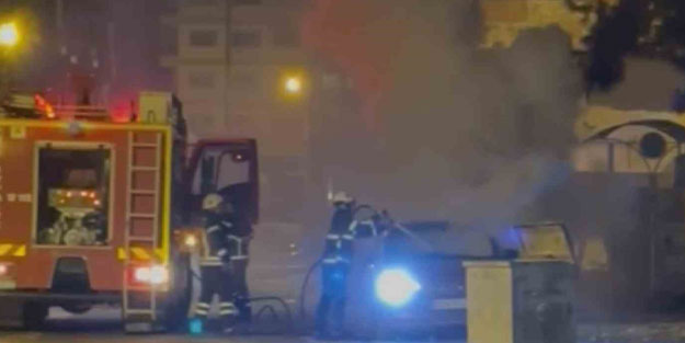 Seyir halindeki otomobil alevlere teslim oldu