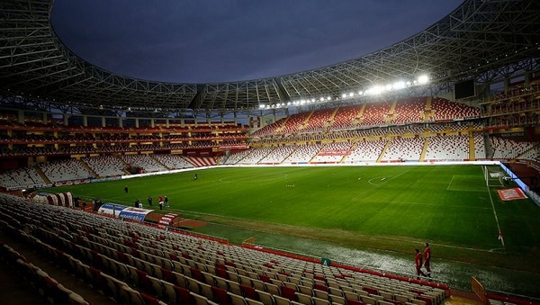 Seyircili maçlar ne zaman? Maçlara seyirci alınacak mı?