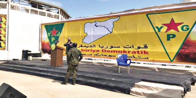 Şeytan Amerika seyretti! YPG tiyatrosu SDG adıyla oynandı