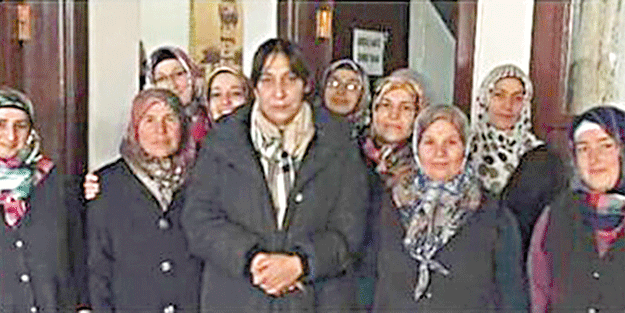 Şeytan yüzlü Melek!