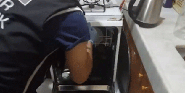Şeytanın aklına gelmez! Bulaşık makinesinin içinden bakın ne çıktı