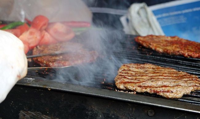 Seyyar köftecinin ünü kent sınırlarını aştı