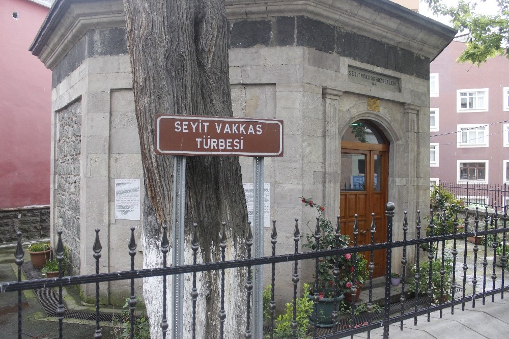 Seyyid Vakkas Türbesi Ramazan ayında sessiz kaldı 