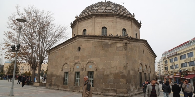 Seyyid Zeynelabidin Türbesi'nden eşsiz görüntüler