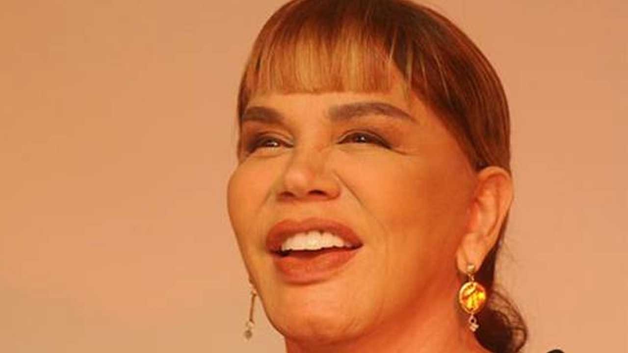 Sezen Aksu karantinaya alındı