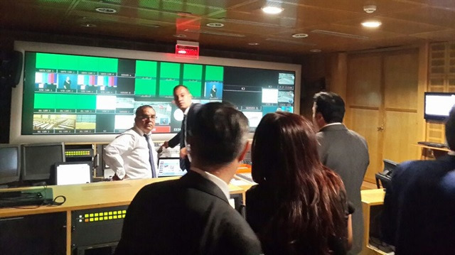 CHP'liler Meclis TV'yi bastı