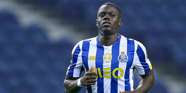 Sezon başında Chelsea'ye kaptırmıştı... Emre Belözoğlu yine harekete geçti