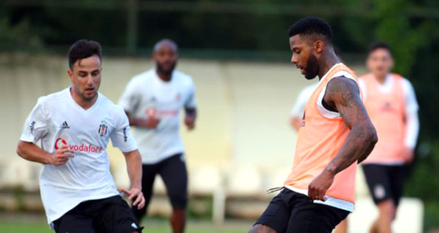 Sezonu açan Beşiktaş'ta kamp kadrosu açıklandı