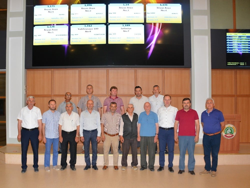 Sezonun ilk yeni mahsulü arpa borsada 