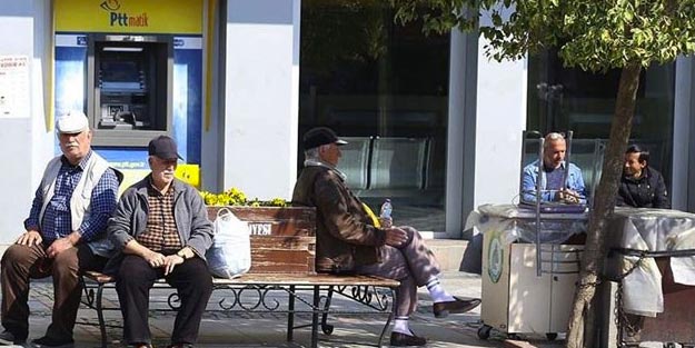 SGK emekli avans başvuru emekliye avans ödemeleri başladı mı?