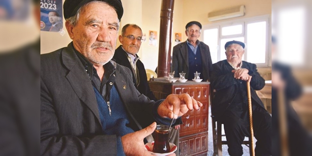 SGK'dan yüz binlerce emekli vatandaşa toplu ödeme sürprizi