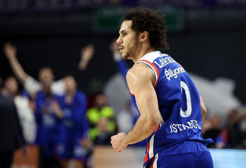 Shane Larkin durdurulamıyor, yine haftanın MVP’si 