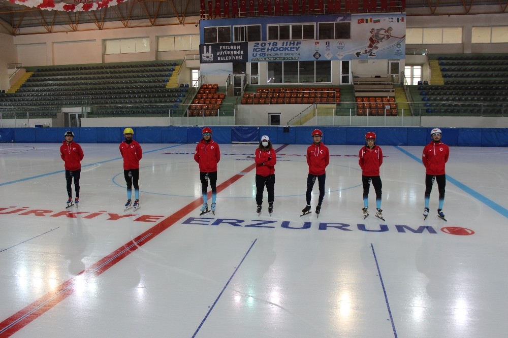Short Track Milli Takımı sporcuları Polonya’dan canlı yayınla antrenman yapıyor 