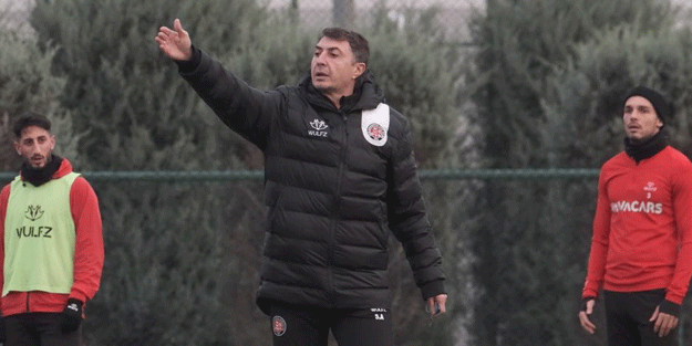 Arveladze, Karagümrük'te ilk antrenmanına çıktı