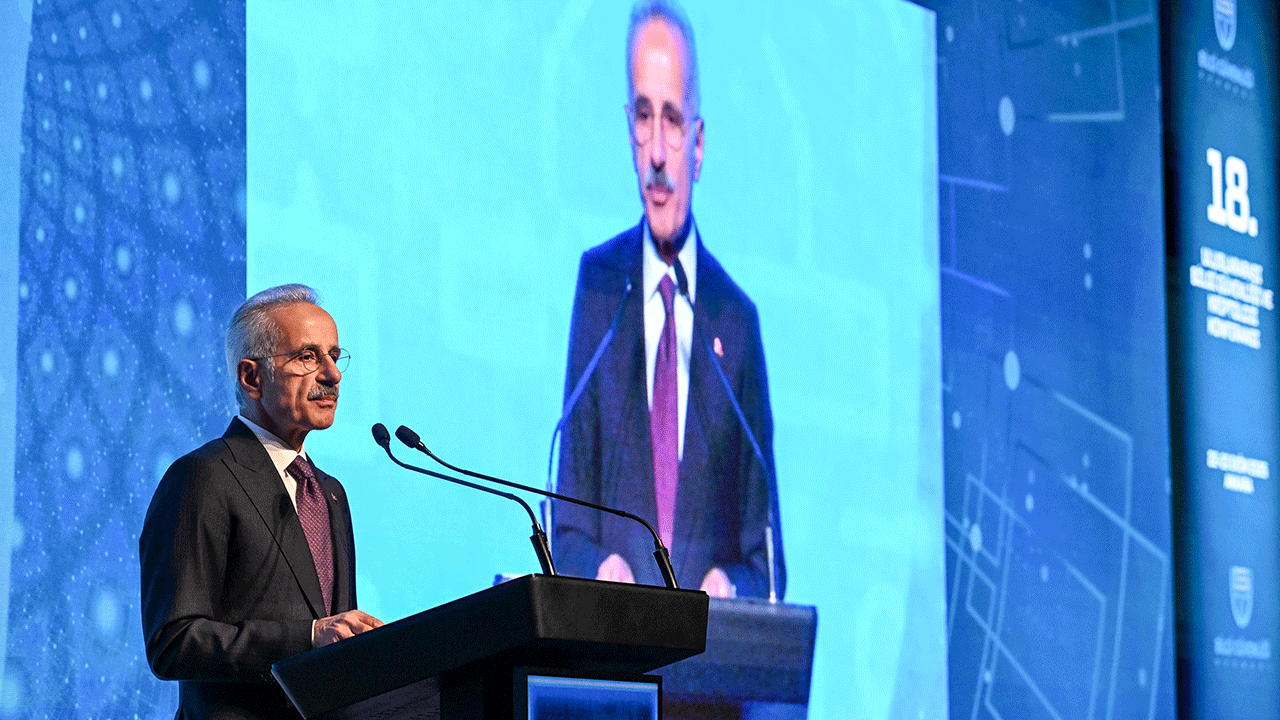 Siber dolandırıcılara büyük darbe! Bakanlık yapay zekayla rekor kırdı!