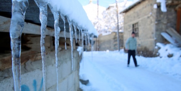 Sibirya soğukları Doğu'yu dondurdu