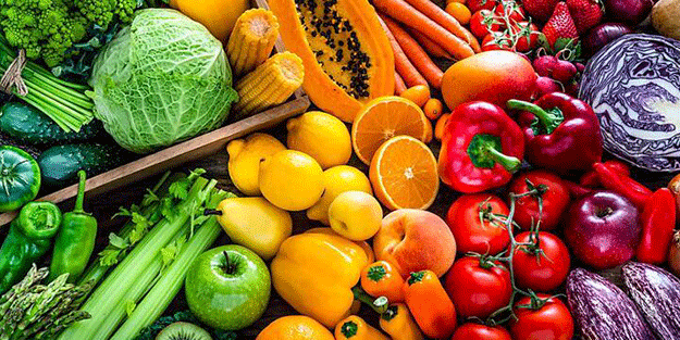 Sıcak çarpmasına dikkat! Dehidrasyona uğramamak için bu besinler şart