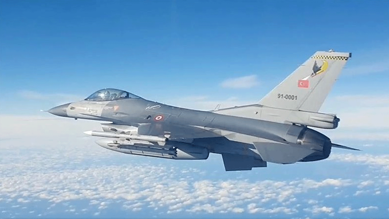 Sıcak saatler! Türkiye'ye ait savaş uçakları bomba yağdırdı