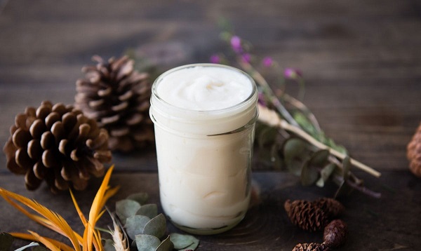 Sıcak yaz günlerinde ter kokusundan kurtulmanın en doğal yolunu açıklıyoruz!